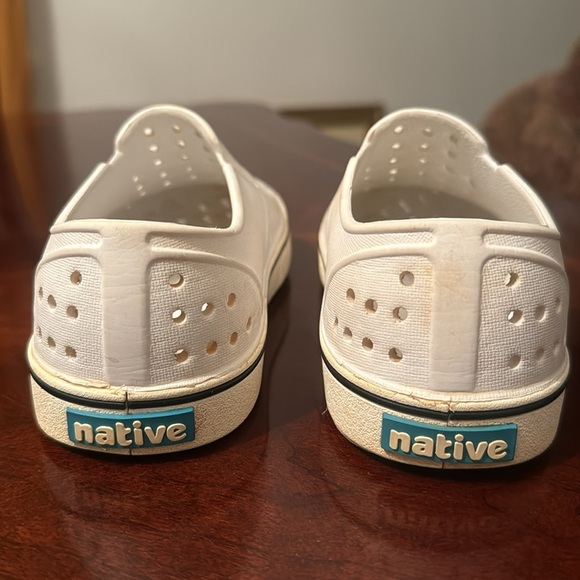 KIDS NATIVE SHOES SIZE US C12 - Picture 5 of 7